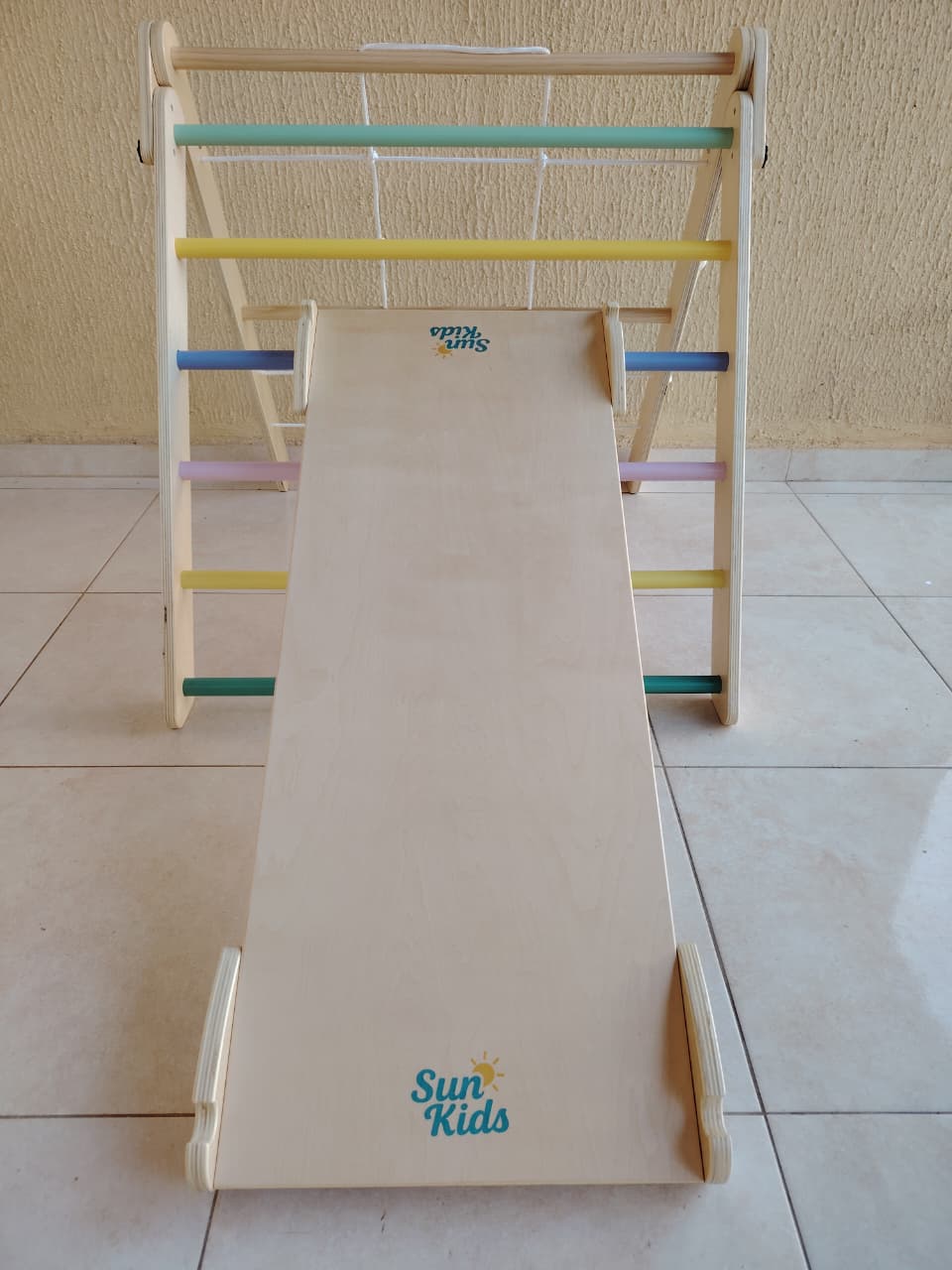 Triángulo de Pikler con Rampa Reversible